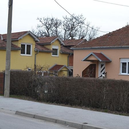 Apartments Pandora Jagodina Exteriör bild